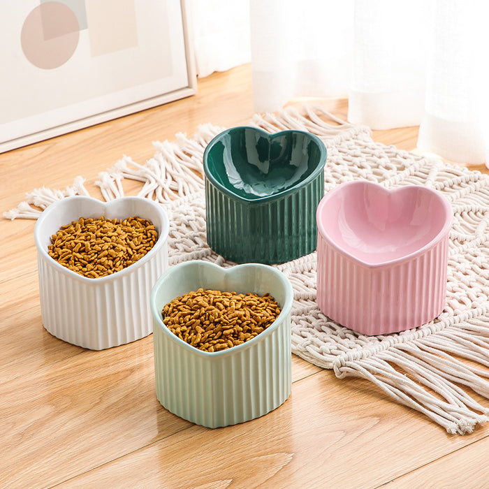 Elevated Ceramic Pet Bowl – Tilted Cat & Dog Feeding Bowl 25° Design